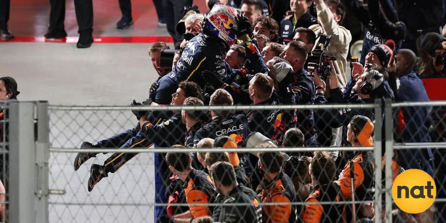 beyondf1grid's tweet photo. Do you know what that is, Zak Brown? It's simply lovely. Max Emilian Verstappen, also known as Lily's father, and Franz Hermann. #MaxVerstappen #StaywithMax #RedBullRacing #LasVegasGP #F1 #F1 #FIA https://t.co/Z3YZQ9eE87