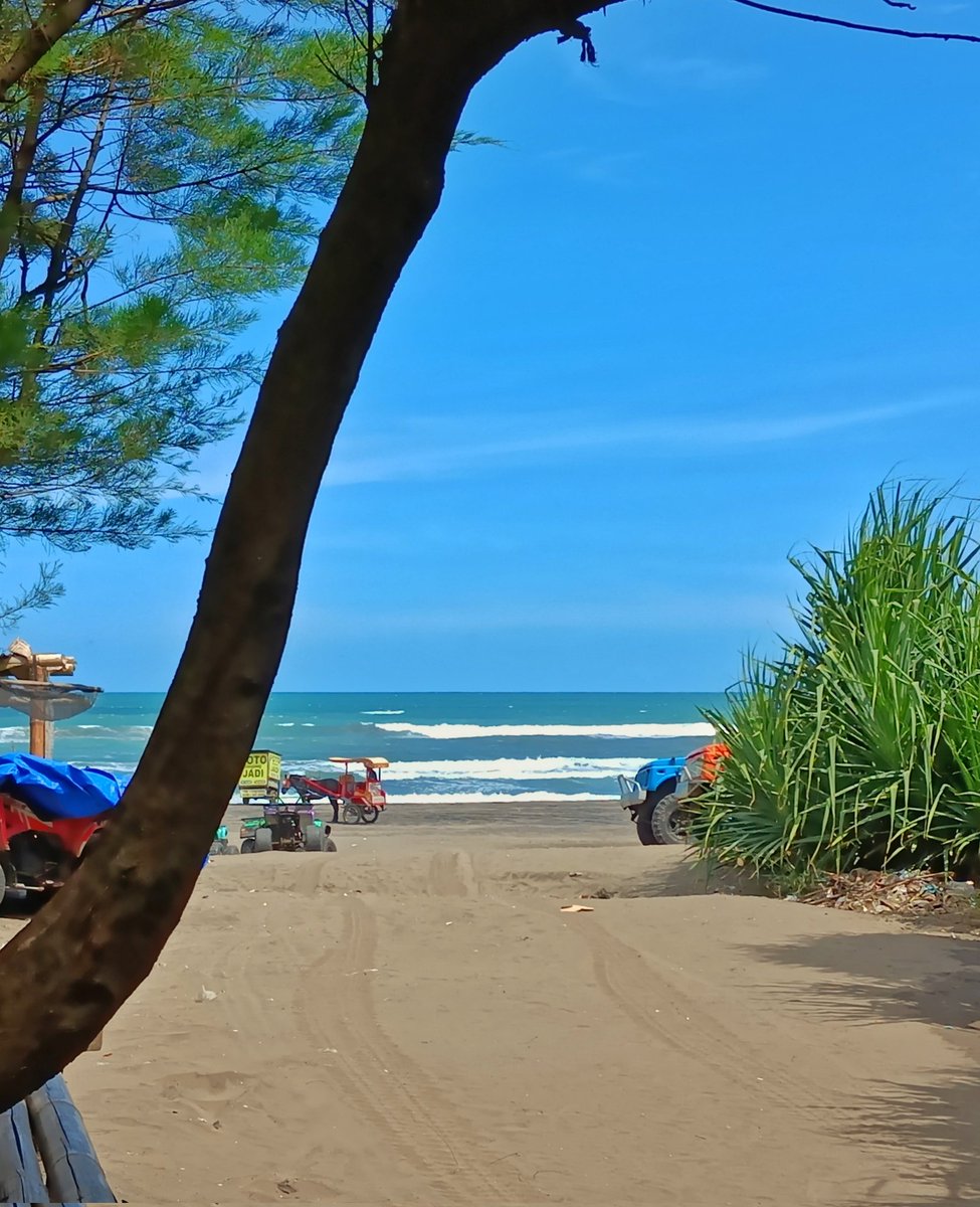 GKuswaya's tweet image. Happy sunday @base 
Happy sunday @baseapp 
Happy sunday @baseposting 
Happy sunday @baseindo 
Happy sunday @zora 
Happy sunday @jessepollak 
Happy sunday Everyone..

God based you! 🟦

#basesky #basepost