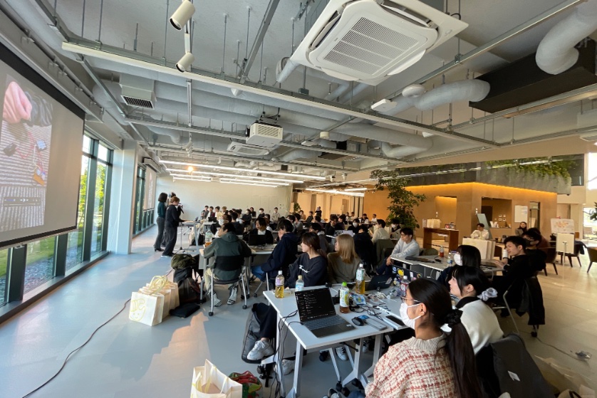 xinsuzuki's tweet image. 【#58hack】#Hackathon for students DemoDay

Team7. 播磨
“虫駆除応援男”
topaz.dev/projects/29592…

#Progate #ゴネンゴ #関西学院大学 #SparkBase
#イルグルム #YRGLM #インフォームシステム #THEBIGLE
#スタディスト #スーパーハムスター #RIZAPテクノロジーズ
#ハッカソン #学生エンジニア