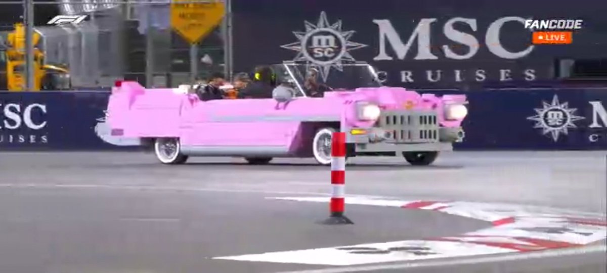 odniran's tweet image. I appreciate @Cadillac's product placement; it's very well done. The choice of Lego and the driver was neat. Overall, it's excellent marketing. 😍

#LasVegasGP