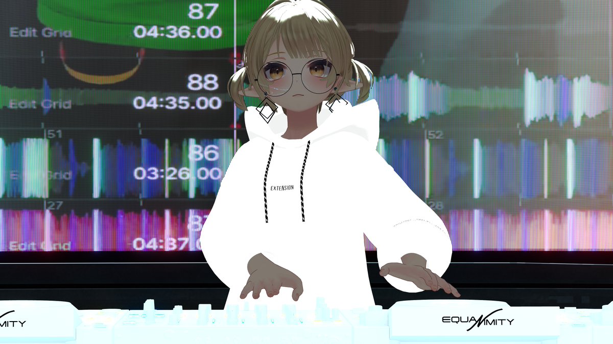 rushanaruu's tweet image. #Obscurity　
DJが終わった2時間後にまたDJ…！👀
あちら時間では真夜中になった頃合いということで癒しのLiquid、心地良い音…！
最初結構ノリノリでいくかと思ったらオシャレにじっくりと丁寧な音で、ワールドの雰囲気も素敵でした～😌

#VRChat