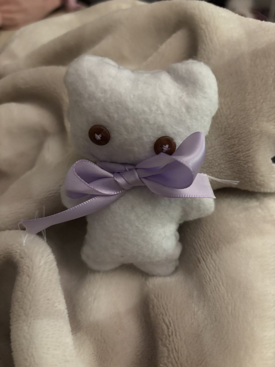 warfbarf's tweet image. i love my stupid son 
only 12 seconds old