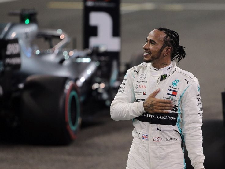 lewsinner's tweet image. Volveremos

La gente va a sorprenderse quizas, pero los que estamos en las malas no

Lewis no tiene tatuado Still I Rise por nada, siempre nos levantamos y todavia lo hacemos

Y lo vamos a hacer

Te amo Lewis Hamilton ♥️