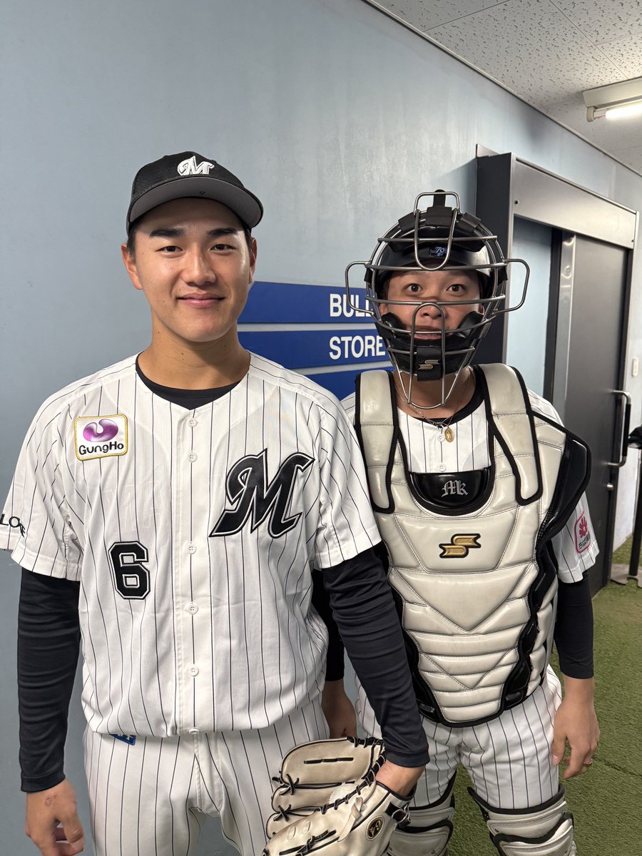 chibalotte_pr's tweet image. 本日のTEAM WHITEスタメンバッテリー！
#西川史礁 選手と #石川慎吾 選手！
#chibalotte #広報