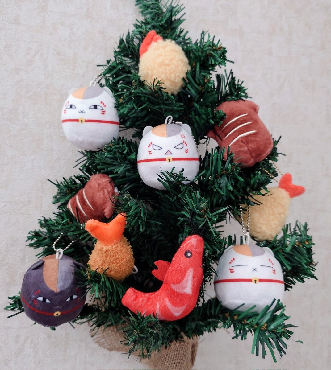 今年のツリーはこれですね～笑