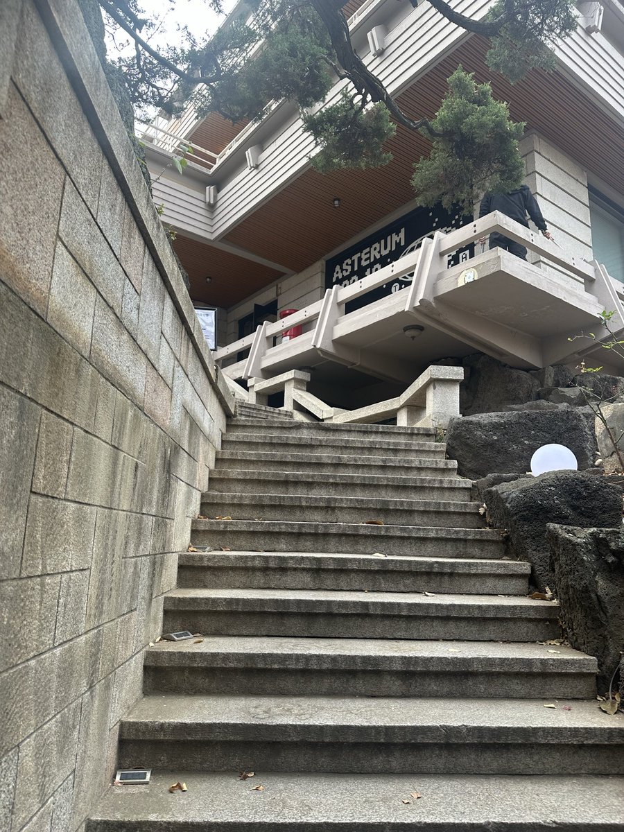 megumeng's tweet image. I’m not dreaming… this is real…