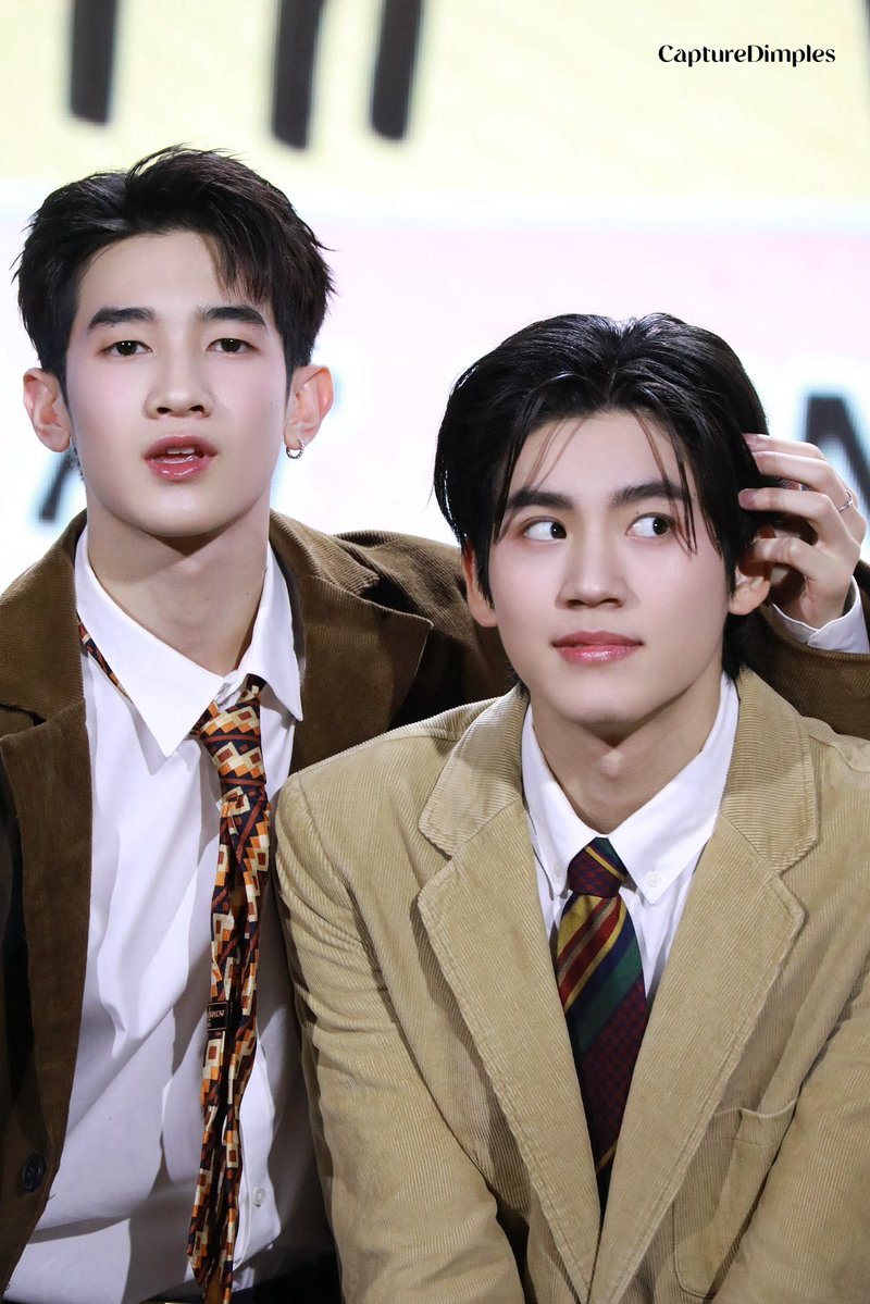 CaptureDimples's tweet image. Two souls that harmonize without a single word 🐶🐱

ALMOND PROGRESS IN VN

#Almondbabybigboy 
#ProgressPassawish 
#AlmondProgess 
#GMMTVFANDAY26
#APFANDAYXVIETNAM