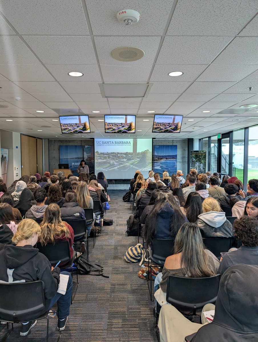 ACHS_AVID's tweet image. On Thursday, AVID Juniors we&apos;re able to visit the University of California, Santa Barbara. It might&apos;ve been rainy but students were able to tour the campus and see what life is like as a Gaucho!