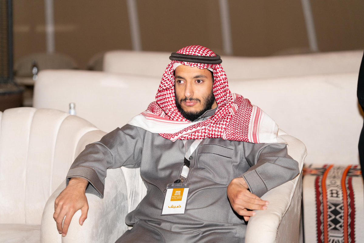 شرفتُ مساء  الخميس، 20/11/2025، بحضور جلسات #ملتقى_السياحة_الريفية_بحائل_2025 في #منطقة_حائل، في أجواء داخل #منتزه_الأدهم، حيث التقى

#برنامج_صباح_المملكة 
#برنامج_ترند 
#برنامج_كل_الكلام 
#برنامج_ساعة_ونص 
#برنامج_تو_الليل