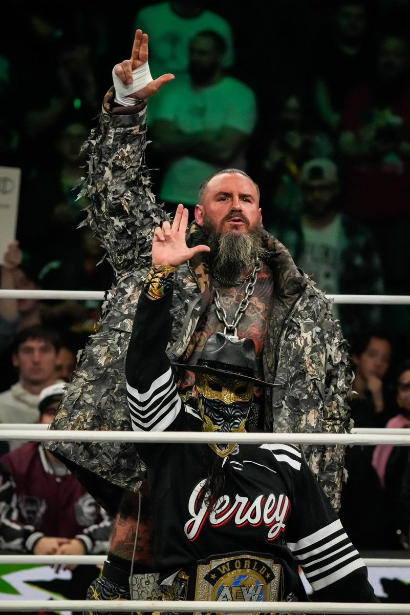 Hermano!! I write this to say thank you for everything!! Tonight was not our night but we went so far! In the beginning, nobody believed in us. Now, we made wrestling history!!! So don’t be sad. The diamond was discovered &amp; it’s impossible to cover its brightness ❤️<a href="/Brodyxking/">Big Bad Brody King</a>