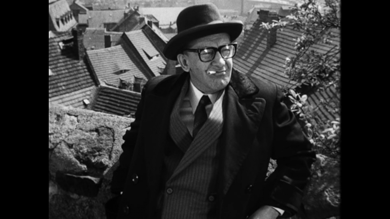 Стоит выехать и тогда попробуешь "пьяный воздух свободы" (как Плейшнер):
- можно говорить что хочешь;
- ютубчик с Иксом работают;
- ничего не боишься...