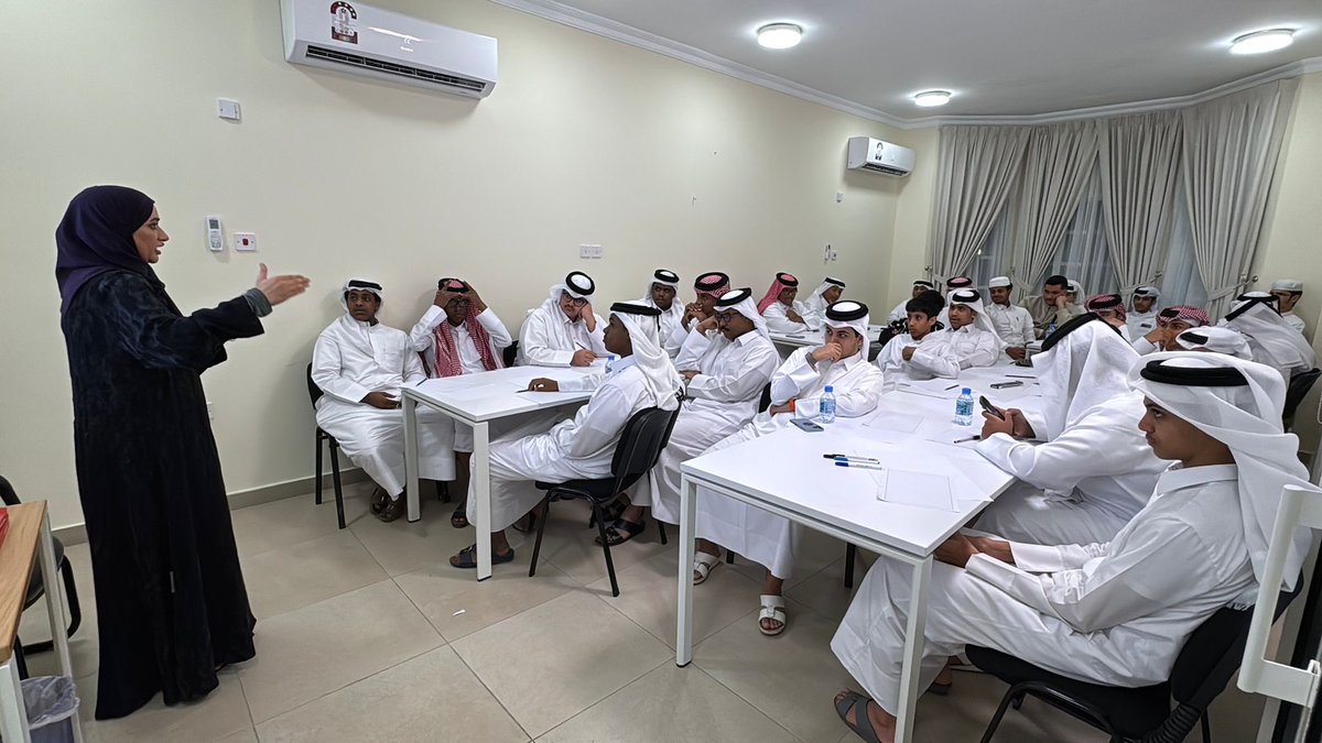 DohaYouth's tweet photo. اختتم مركز شباب الدوحة ورشة (اعداد البرامج والفعاليات الشبابية) ضمن خطته السنوية، حيث قدم الورشة المدربة/ نورة الذوادي بمشاركة عدد من رواد المركز ومنتسبيه، تم خلالها التدرب على كيفية وضع الخطط للبرامج والفعاليات✍🏻 وطرح الافكار💡 وتبادل النقاش🗣️

@MSYQatar https://t.co/ILKAyuVkjz