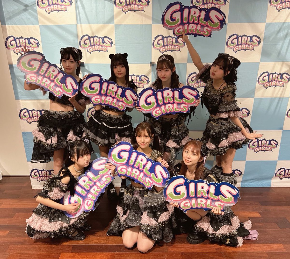 11/23(日) TOKYO GIRLS GIRLS extra!! @ EBiS303 STAGE1 続いては