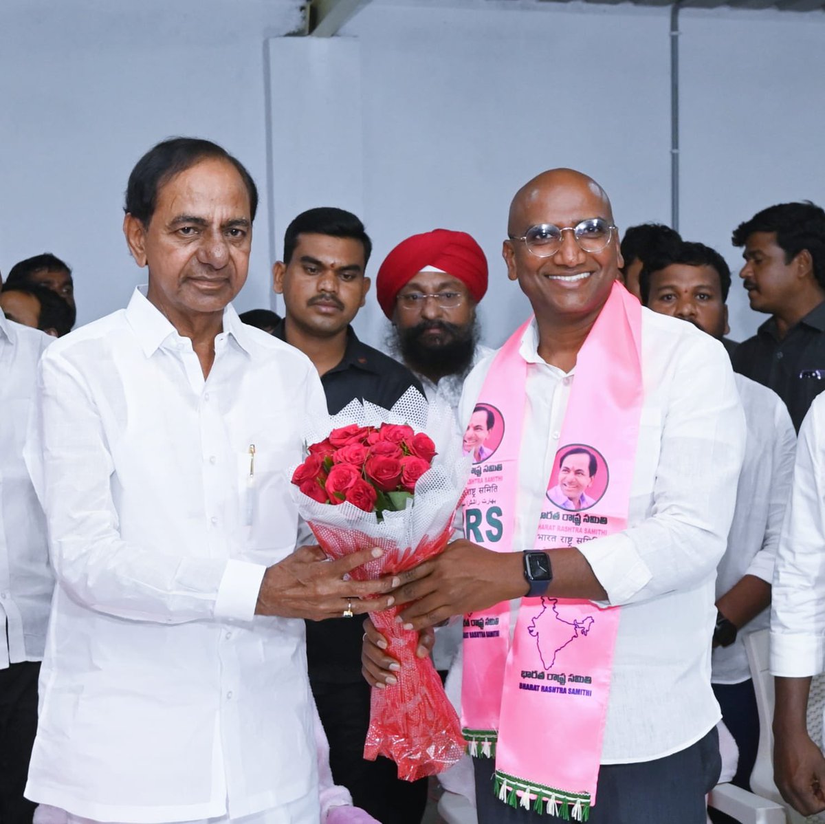 amritha_reddy25's tweet image. Happy birthday @RSPraveenSwaero sir 💐