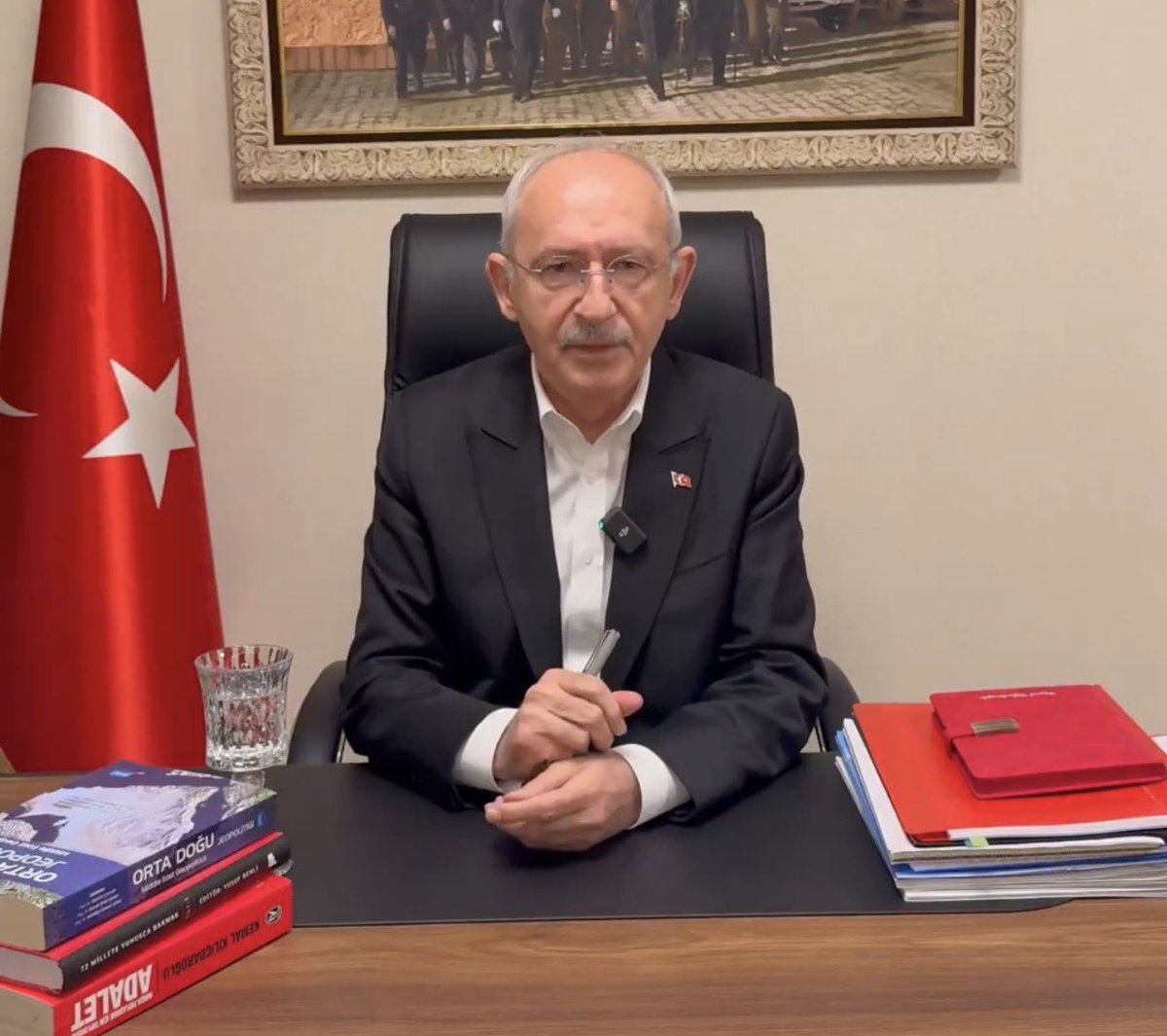Tanju Özcan: Kılıçdaroğlu’nun dünkü videosu hakkında;
“13 yıldır koynumuzda yılan beslemişiz.”