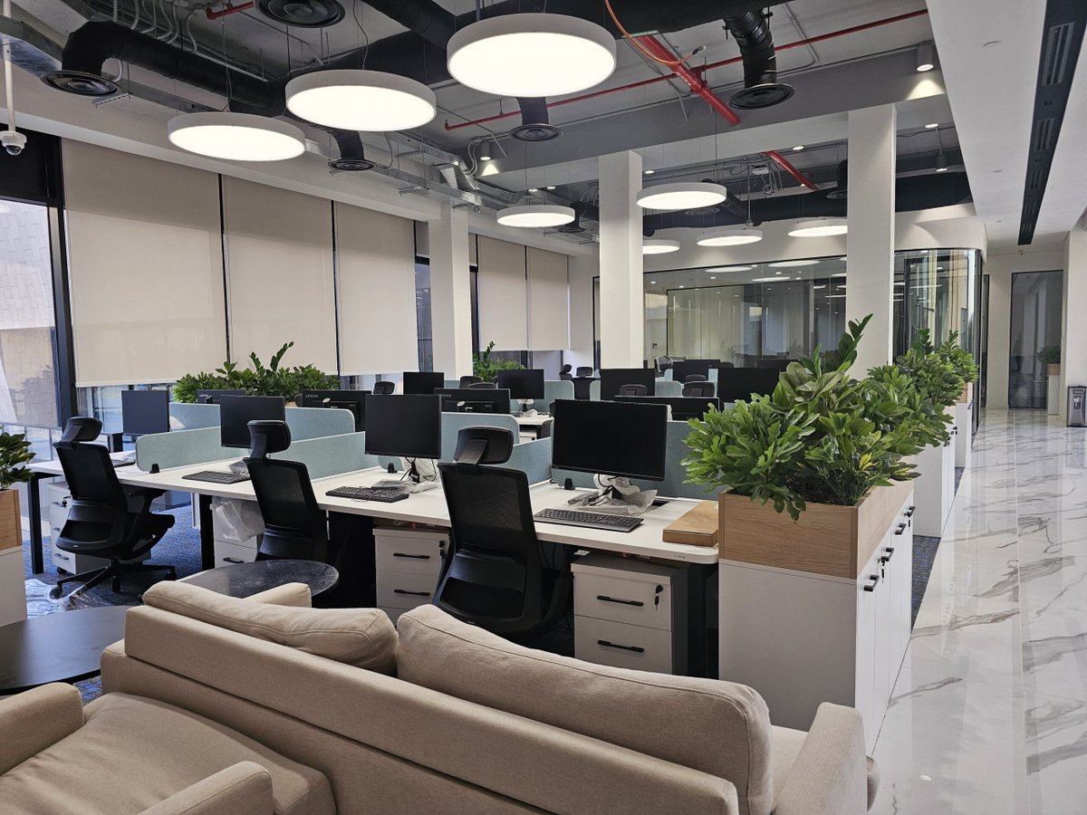 LoxoneUK's tweet image. For this office building, Loxone was chosen to deliver a unified and efficient automation system.

The result is a modern workspace where functions work together for comfort and efficiency.

👉 Discover more: bit.ly/47U4Isr

#Loxone #BuildingAutomation #LoxoneReference