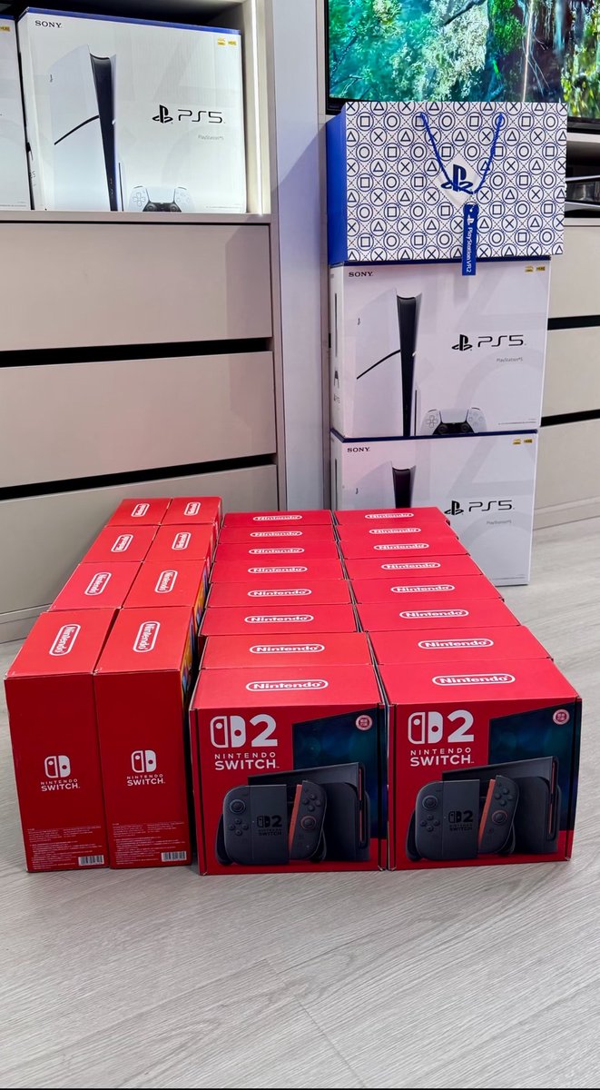 EmmaRgstokes's tweet image. 11月！！1人目の当選者を決定！！リポスト開始！

任天堂 Switch2 を2⃣名様にプレゼント🎁

当選反応が早い人からプレゼント🎁

⭐️応募手順⭐️11月25日迄
⭐️フォロー⭐️いいねリポスト⭐️絵文字リプ

⭐️当選人数⭐️DMにて当選連絡⭐️