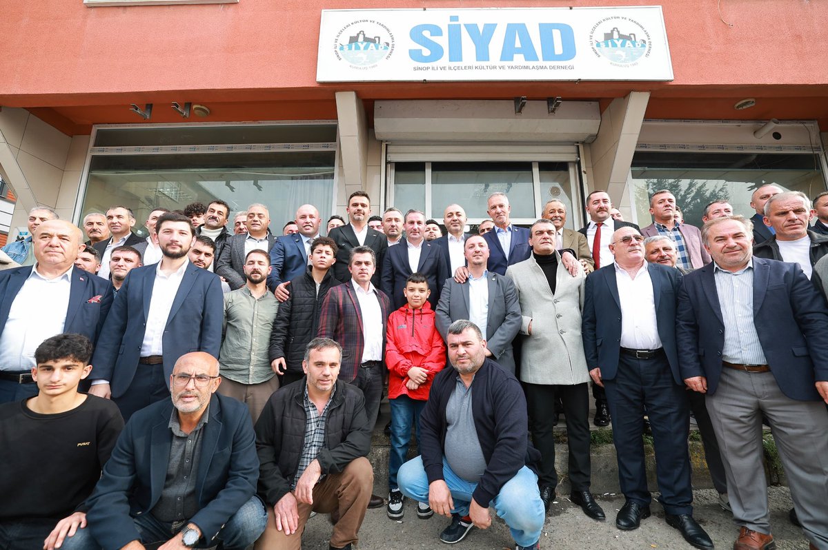 Sultanbeyli SİYAD şubemizin olağan kongresine katılım sağladık. Şube başkanlığı görevini devreden Sayın Rıza Öztürk’e ve yönetimine bugüne kadar vermiş olduğu emekler için teşekkür ederim. Yeni dönem başkan seçilen Sayın Kasım Yazıcı ve ekibini tebrik ederim. Başarılar diliyorum