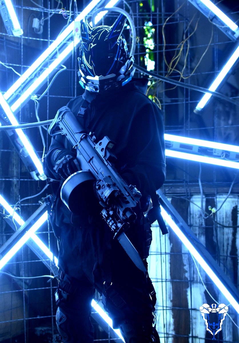 homuragi_bv's tweet image. #三連休はフォロワーさんが増えるらしい 

九州(主に熊本)でオリジナルキャラを作りコスプレしている一次創作コスプレイヤーです
武器を構えたりネタ写を撮って貰うのが好きです

作品は  #BlueViperphoto  #Avengeseeker のタグで見れます

主に
🐍 ブルーバイパー
🦎 ヴァイス
というキャラしてます