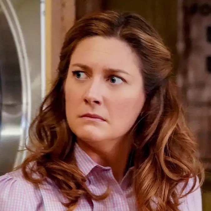 Fuck it, toxic yuri of Audrey McAllister and Mary Cooper.

No, I never seen TBBT or YS but whenever I see clips of Audrey and Mary getting at echother a throats, I just find it hot.

Please I’m begging y’all, give me toxic catholic and Baptist lesbians fanfics pls 🙏