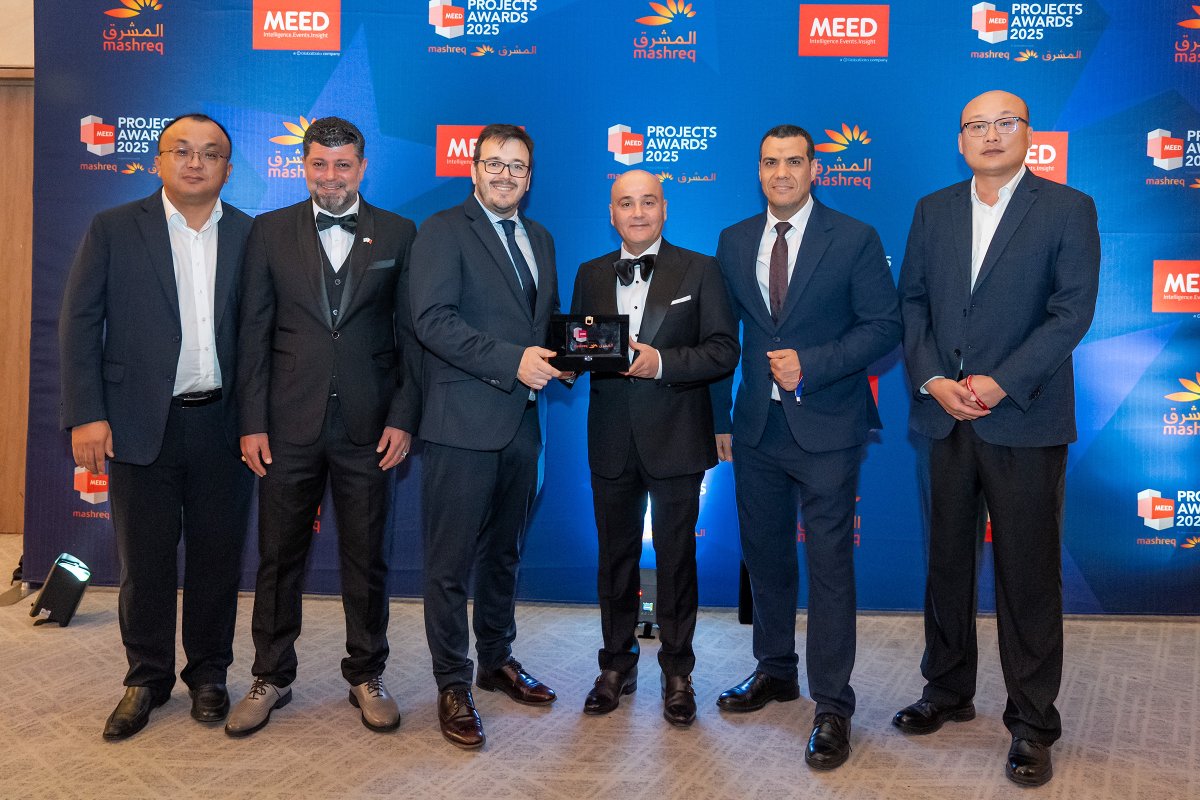 Alba4World's tweet image. Alba’s Power Station 5 Block 4 Wins Power Generation Project of the Year - Bahrain at 2025 MEED Projects Awards bit.ly/4ihvIWk

#PowerGeneration #Sustainability #HydrogenReady #EnergyInnovation #MEEDAwards #Power