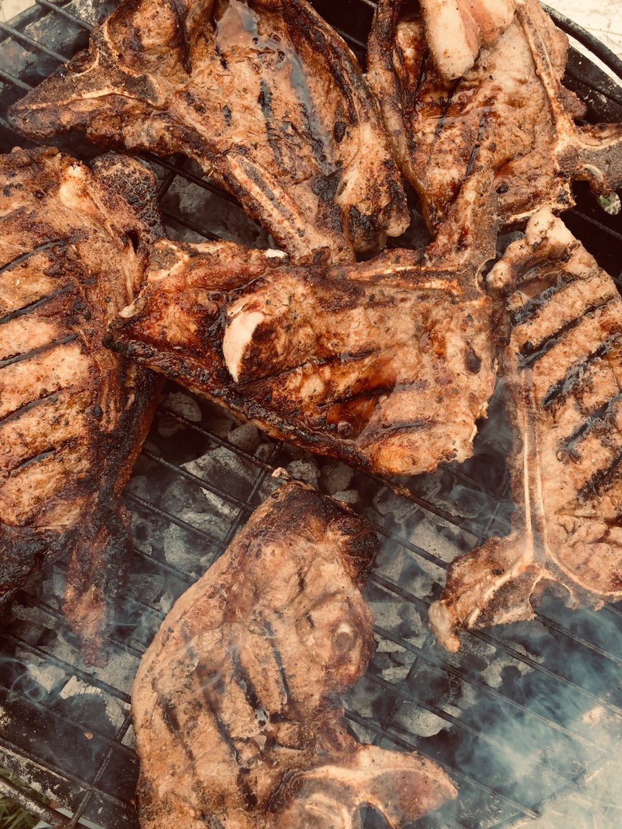 Makhanya tweet media