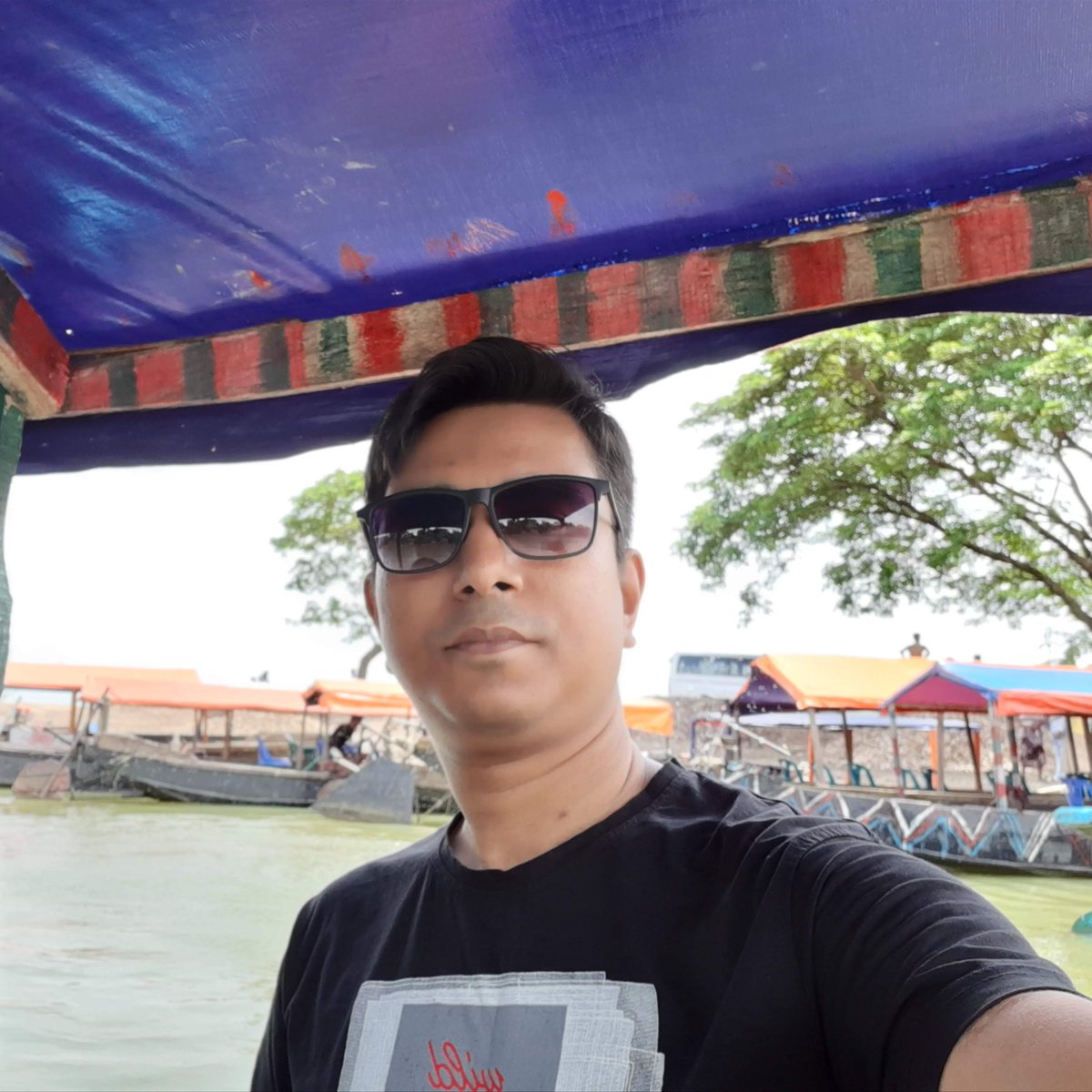 vaskar1980's tweet image. #NewProfilePic