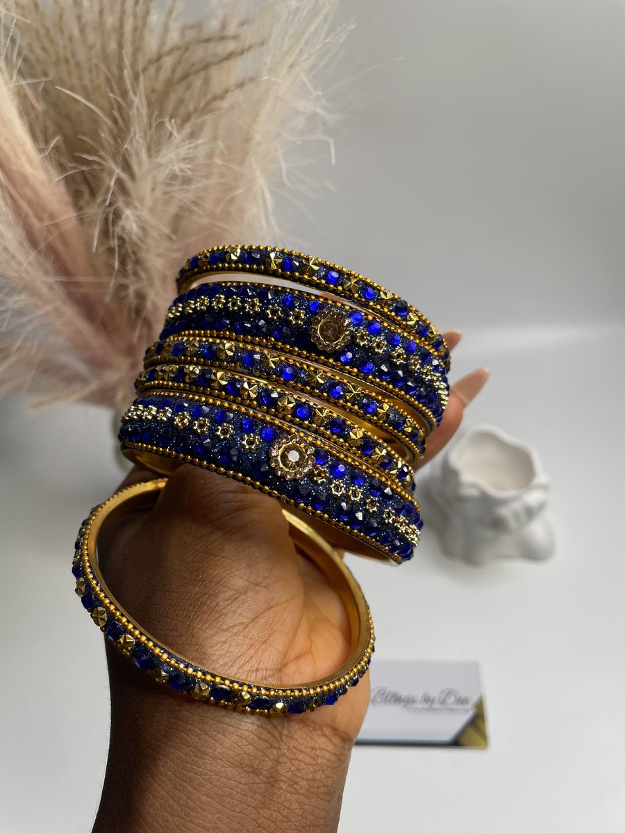 Dee_Bebegirl's tweet image. category: arabian bangles 😍🔥
N7,500