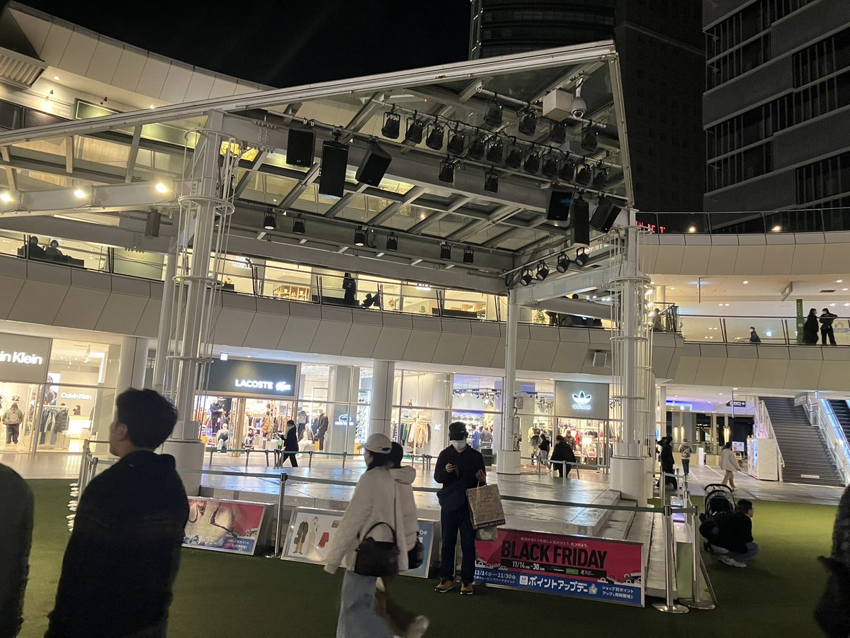 ラゾーナ川崎で12時間