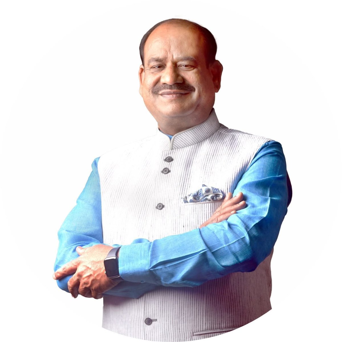 duttaaabhishek's tweet image. লোকসভার সম্মানিত অধ্যক্ষ শ্রী @ombirlakota  জির শুভ জন্মদিনে জানাই আন্তরিক শুভেচ্ছা ও অভিনন্দন।

মাতা ত্রিপুরাসুন্দরীর কৃপা বর্ষণে আপনি সুস্বাস্থ্য, দীর্ঘায়ু ও আরও সাফল্যে সমৃদ্ধ হোন, এই প্রার্থনা করি।