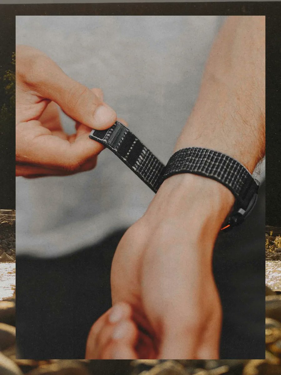 COROSJapan's tweet image. 自然の大地から着想を得た、COROS NOMAD専用の24mmナイロンバンドは、3色展開です。

あなたのアドベンチャーウォッチに、新しい風を吹き込んでみませんか？

カラーバリエーションは以下より公式サイトでご覧ください。

jp.coros.com/nomad

※COROS APEX 46mmには非対応

#COROS
#カロス