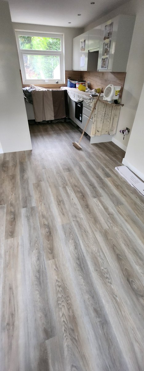 UNTFlooring's tweet photo. Another job for a local landlord in East Kilbride. 6mm plywood, prime, flexscreed and fit new LVT flooring throughout. #untouchablesflooring #untflooring #flooring #kelmorescreed #fball #LVT #prflooring #nordikka https://t.co/a608npBk63