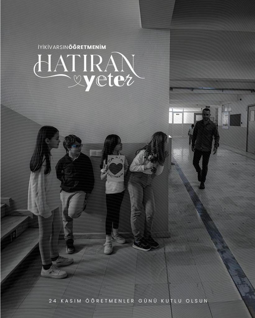Öğretmen, Türkiye Yüzyılı'nın şafağında, ufukta görünen aydınlığı ellerinizde büyütendir. 

#HatıranYeter