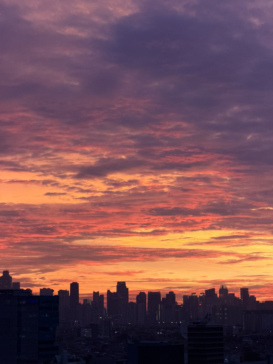 thisiskiddo's tweet image. Gak di edit🥺