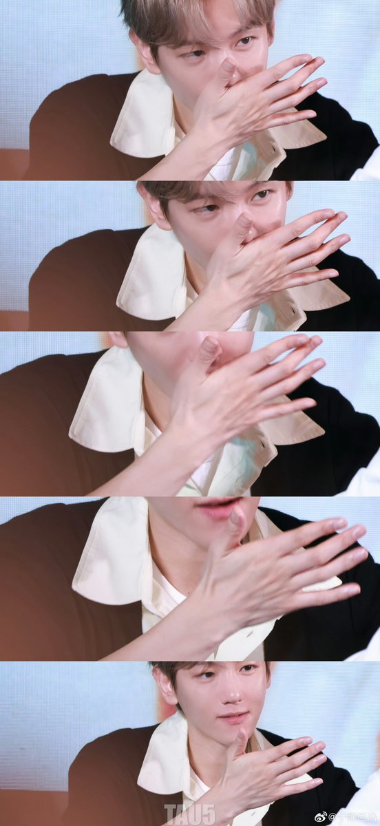 251122 🇲🇴

💋🤲🏻

#BAEKHYUN  #伯贤 #백현