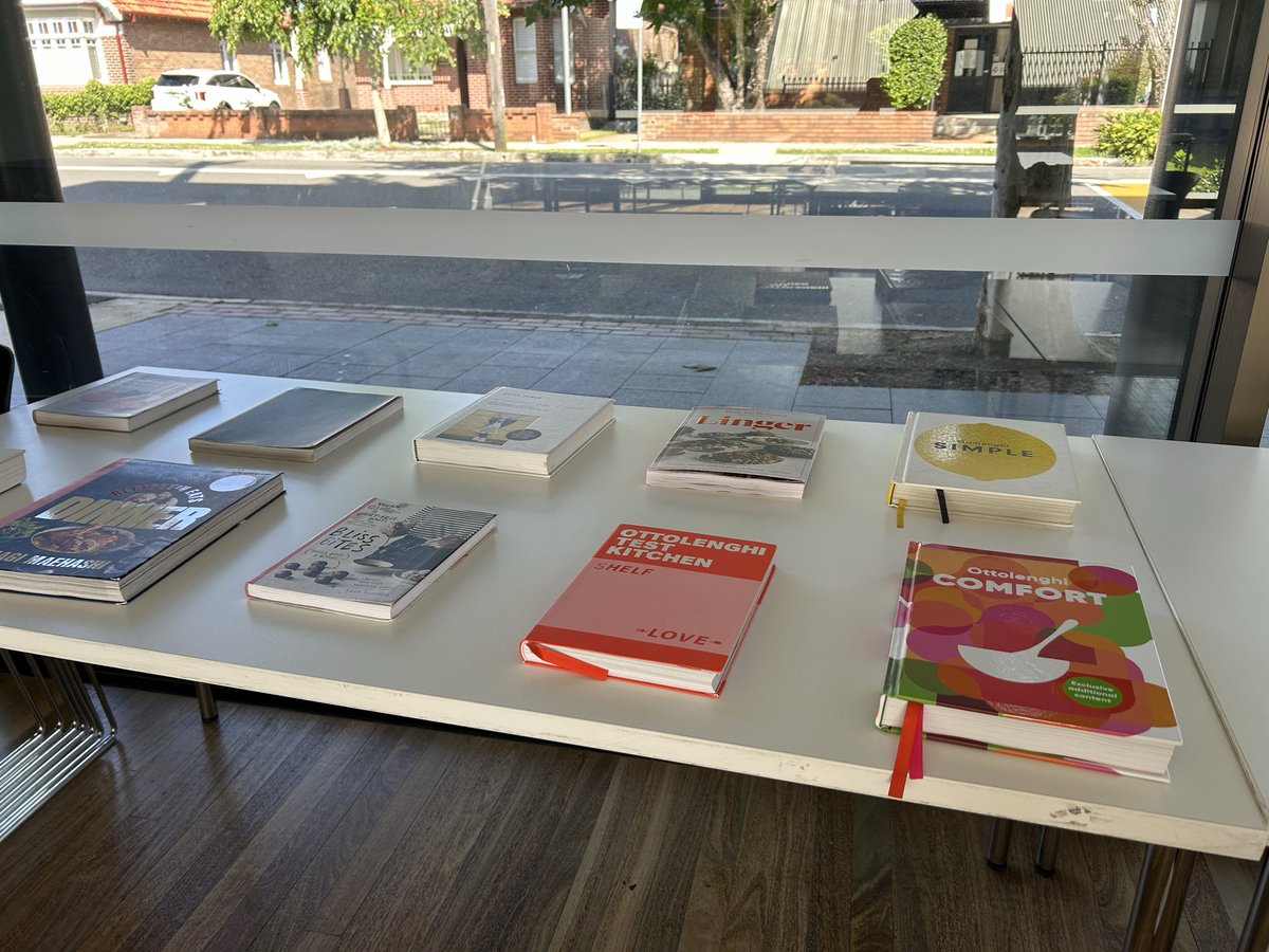 ojschwa's tweet image. Here are 7 legends that turned @Cursor into a Sous chef, building a meal planning app, with Agent and Plan mode and deploying to @Cloudflare. Ours apps had @AnthropicAI Claude built in as a meal planning assistant. We used Realtime from @OpenAI to help us cook our recipes. Of…