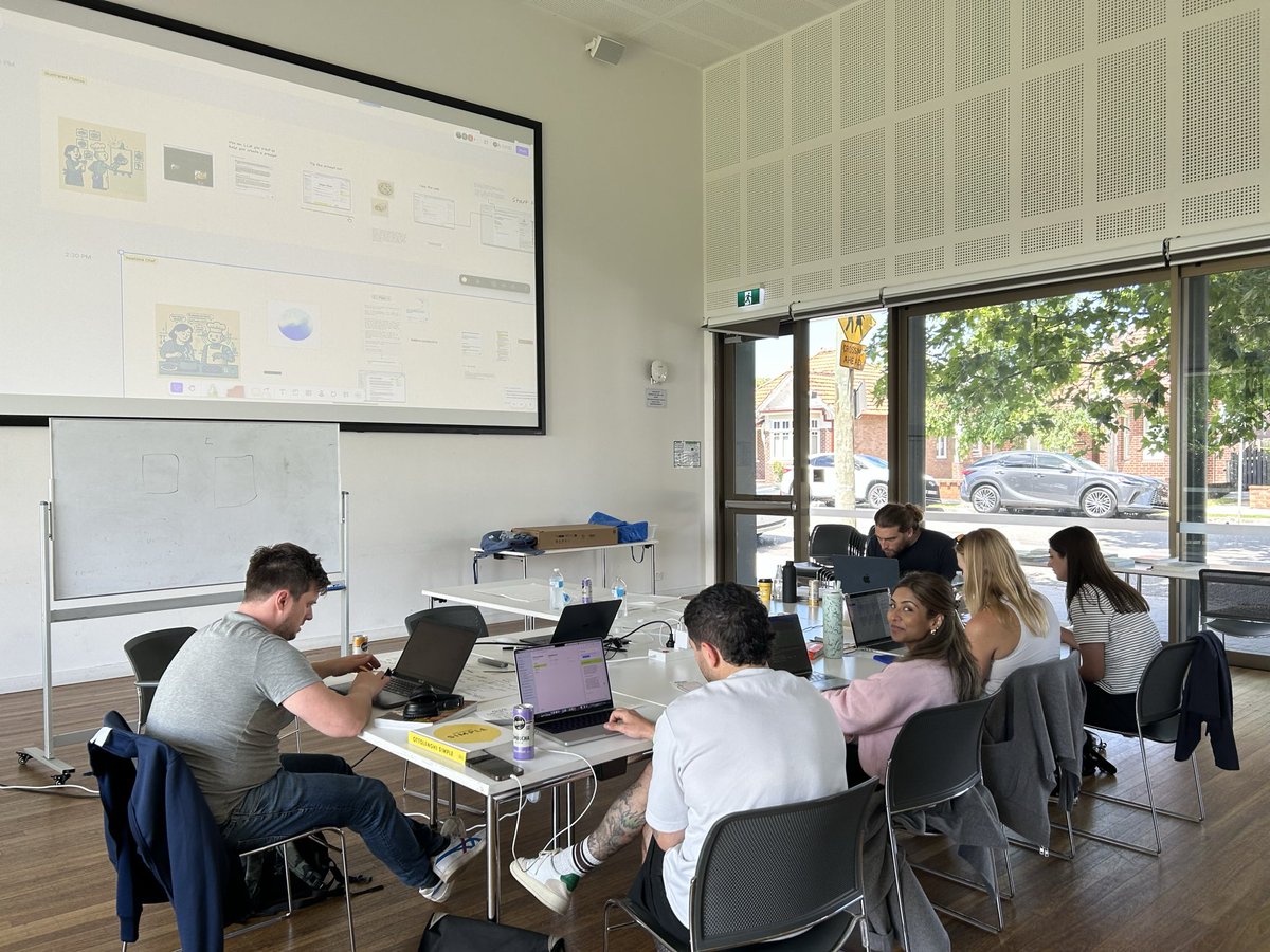 ojschwa's tweet image. Here are 7 legends that turned @Cursor into a Sous chef, building a meal planning app, with Agent and Plan mode and deploying to @Cloudflare. Ours apps had @AnthropicAI Claude built in as a meal planning assistant. We used Realtime from @OpenAI to help us cook our recipes. Of…