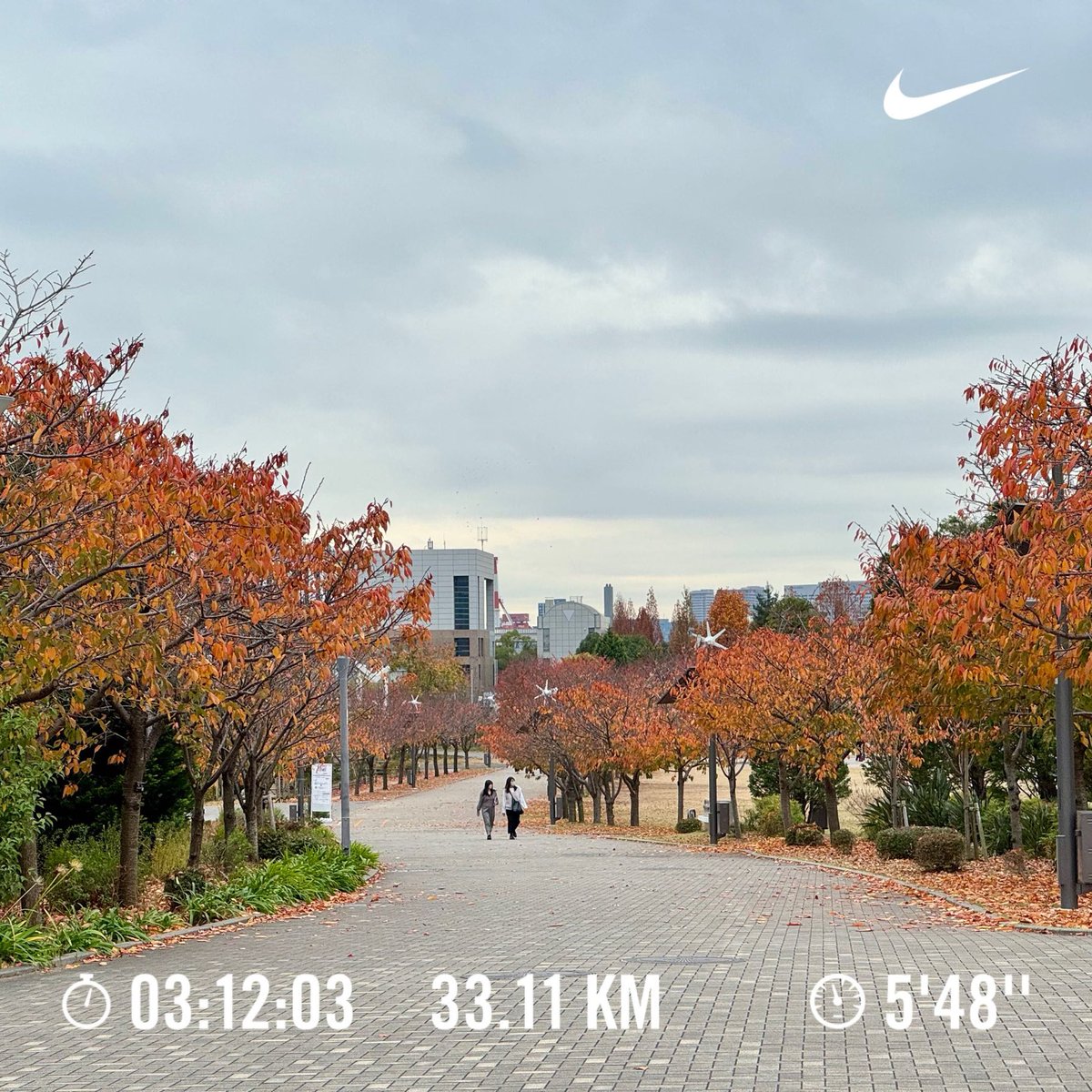 mizdesign's tweet photo. 三連休中日は距離走。今シーズン2本目の35km走はApple Watchのバッテリー切れで計測は33kmまで。寒くなってバッテリーが減るのが早くなったのか。 https://t.co/9qu0CdNir5