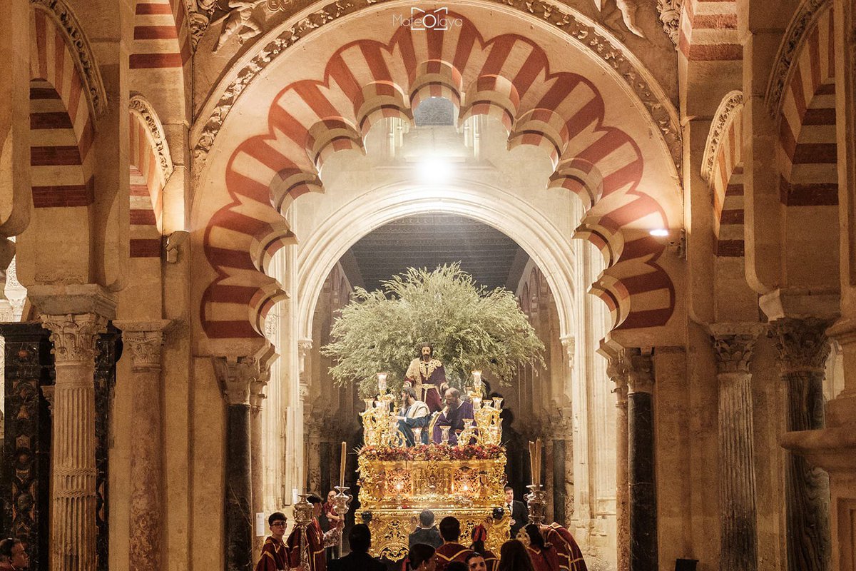 🔴⚪️ #DomingoDeOración | Solemnidad de Jesucristo, Rey del Universo

✝️ Lectura del Santo Evangelio según San Lucas

“Si tú eres el rey de los judíos, sálvate a ti mismo”.

➡️ facebook.com/share/p/17h3Xx…
