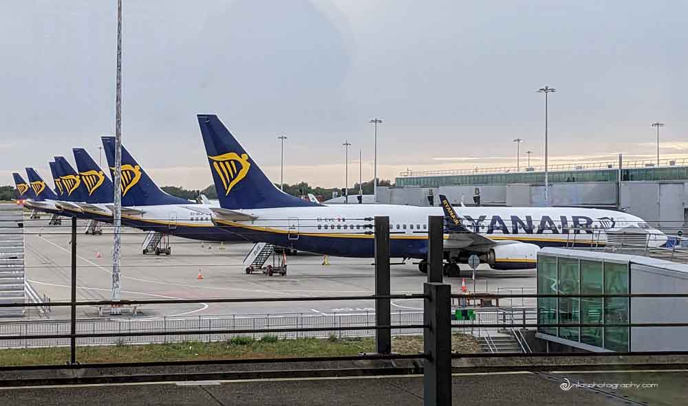Travelling from Finland's Tampere to London Stansted imageearthtravel.com/2025/11/23/tra… via @nillasphotos 
#Tampere #Finland #England #Stansted #travel #photography #travelguide #Ryanair