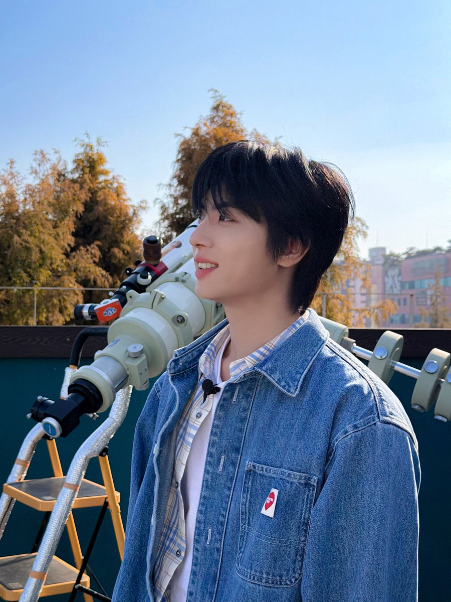 [#강현]

나랑 별 보러 갈래?🪐

#원위 #ONEWE #KANGHYUN