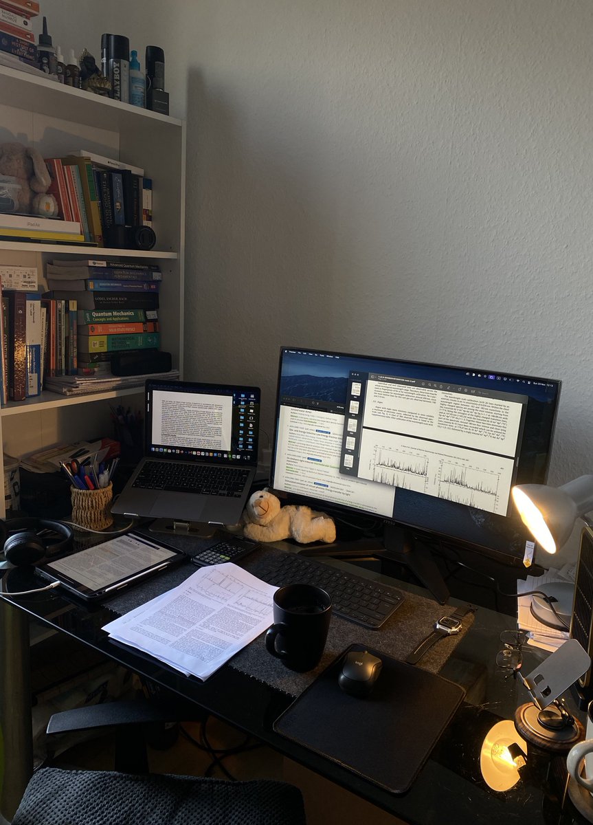 thePiggsBoson's tweet image. here after a 10 hr amazing nap, good morning