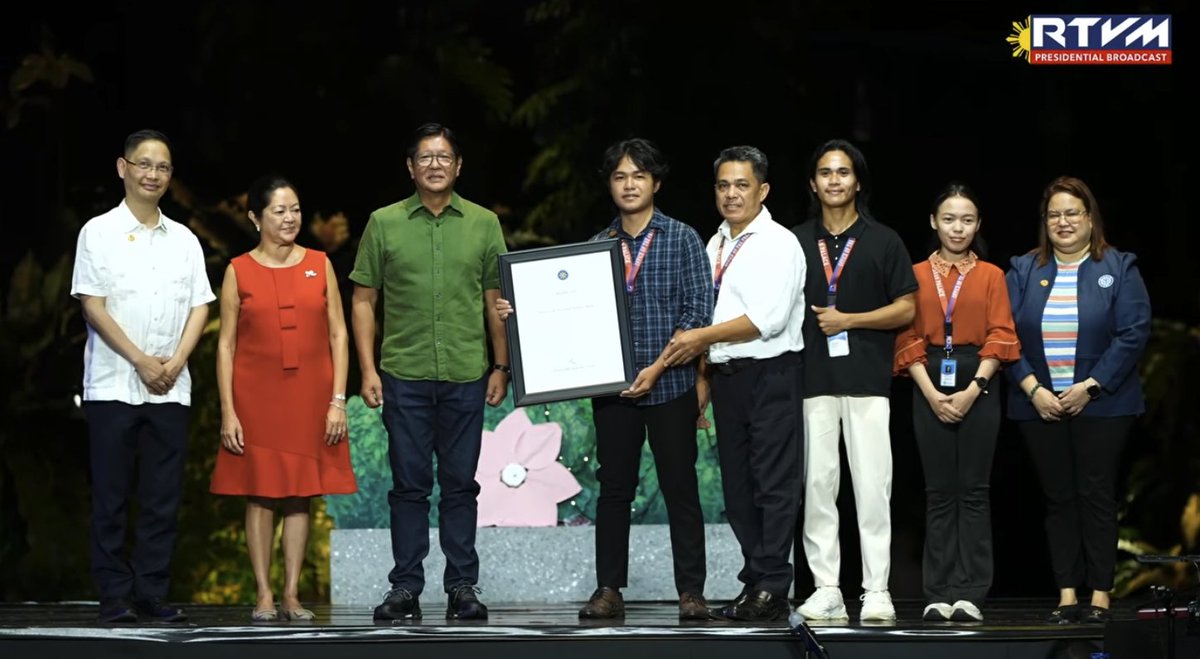 PIADesk's tweet image. LOOK: Third Place Winner of the “Isang Bituin, Isang Mithiin” National Parol-Making Competition Year 4.