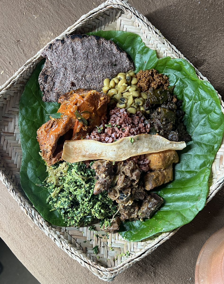 PhuckYou_'s tweet image. 3 incredible locations, so much incredible food and a shoot with an amazing crew! Blessed x