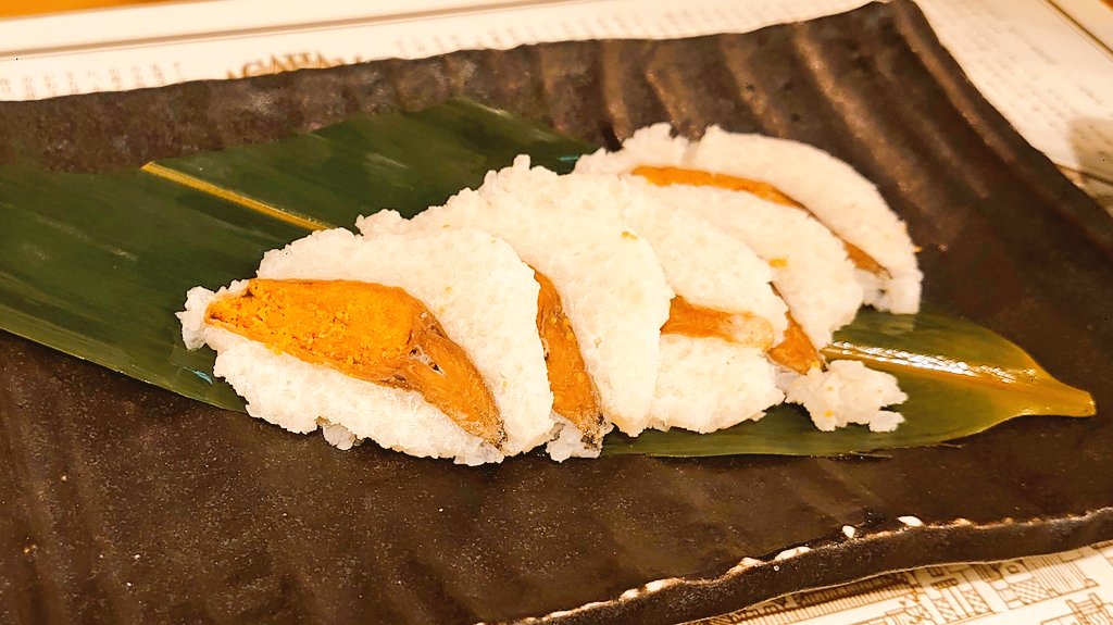 小学生の頃から食べたいと思っていた鮒寿司をようやく食べることができ