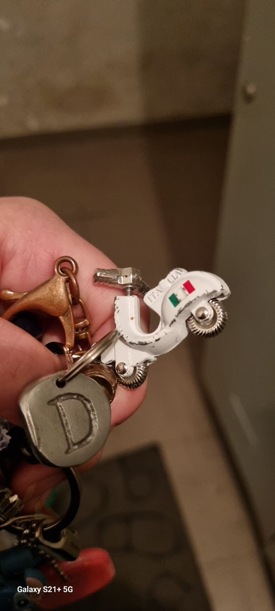 _maupass_'s tweet image. Sta tutto qui ❤️‍🩹🩷
(Un po&apos; rovinati ma vabbè)