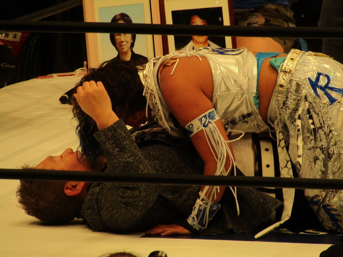 最初で最後の
スリーカウント

相方…ありがとうね。

加藤園子
死ぬまでこの
スリーカウントは
大切にタカラモノにします

お疲れ様でした。

ありがとう。。

#katosonoko 
#sonokokato0415 
#愛弟子