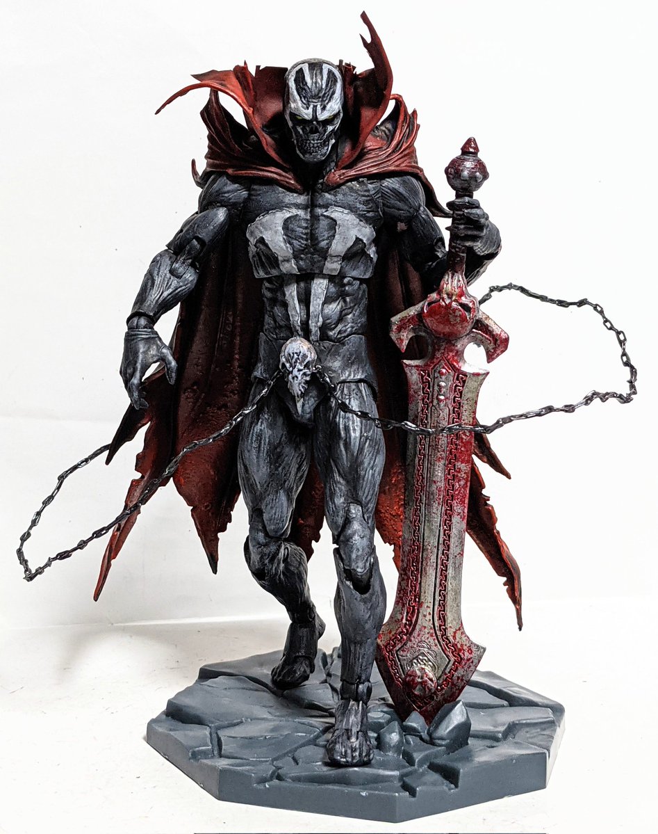 livesho_8459's tweet image. #アメトイカスタム
マクファーレントイズ製 CALL OF DUTY版スポーンを数種ミキシングして
『KING SPAWN』風味にカスタム。

直近に発売されたバーントスポーンの素晴らしい造形のヘッドを使いたい…！と考え、ホラーテイスト強めに。
#カスタムフィギュアが見れるタグ 
#SPAWN