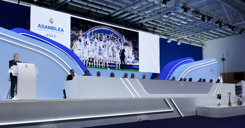 realmadrid's tweet photo. Florentino Pérez: "La unidad de todos ha sido la base para vivir uno de los ciclos ganadores más importantes de nuestra historia".
