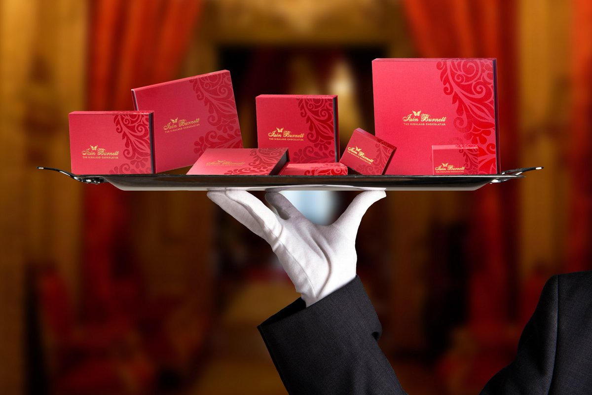 Gifts that tell a delicious story!
Iain Burnett brings you curated Chocolate Pairing Selections that tell an utterly unique tale, written in award-winning chocolate and created to savour and share.

highlandchocolatier.com/pages/tastings…

#highlandchocolatier #visitscotland